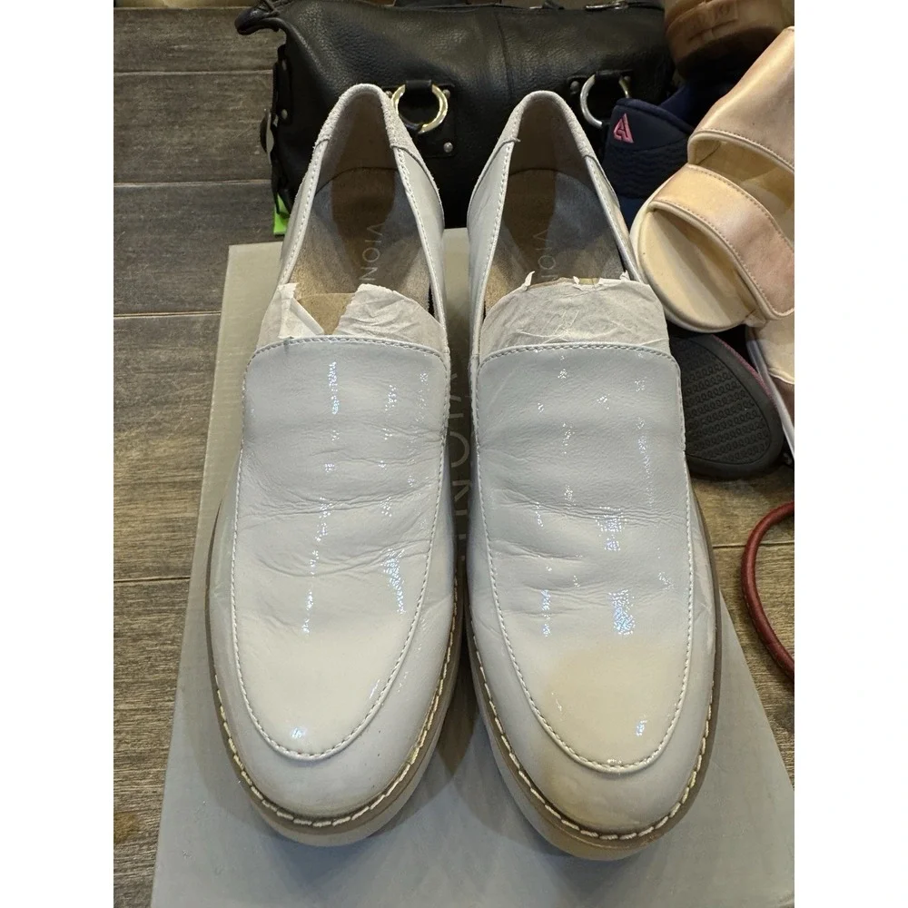 Vionic Women's Kensley Vapor Crinkle Patent Leather Loafers Gray Size 6‎